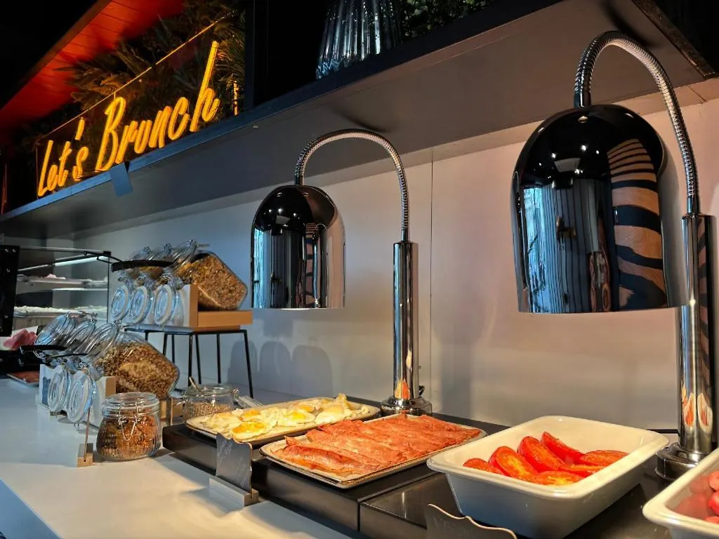 Onmood Cala Ratjada - Brunch & Party Ξενοδοχείο 4*, Cala Ratjada (Mallorca)